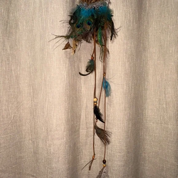 Gypsy Junque | Feather & Floral Headdresses | 3 Pieces - Picture 5 of 16